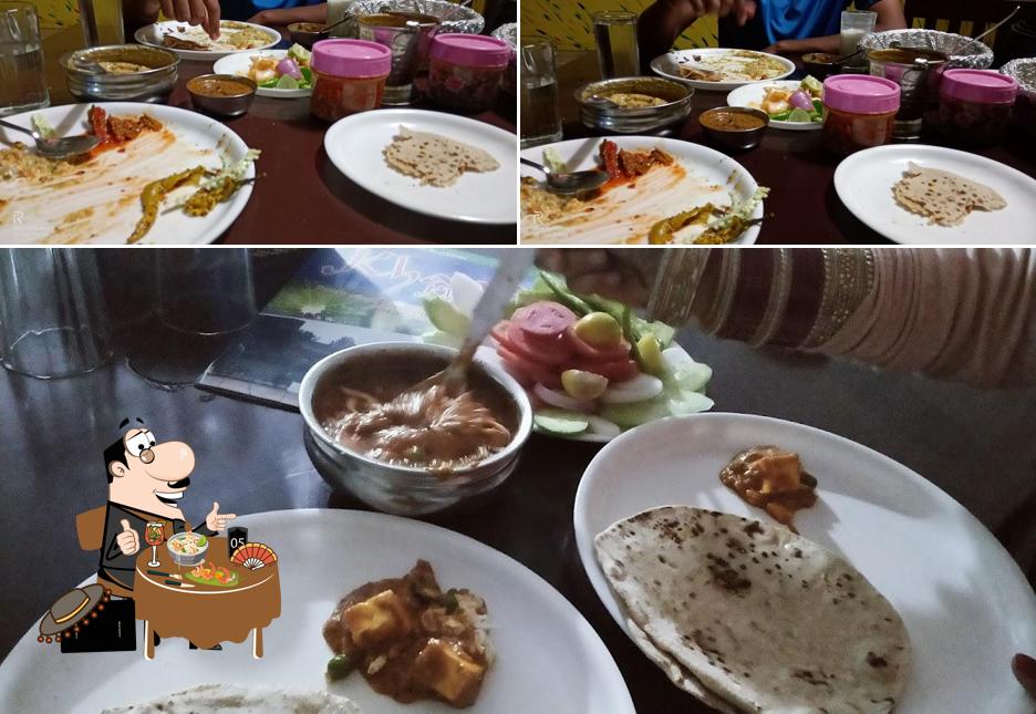 Food at Khana Khajana