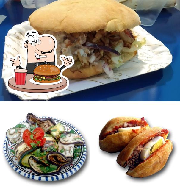 Prova un hamburger a La Marsa
