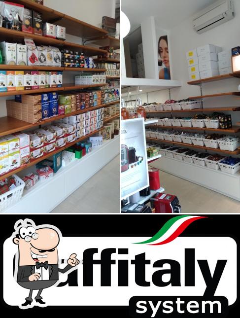 Siediti a un tavolo di Caulì Caffè Point Siediti a un tavolo di Caulì Caffè Point