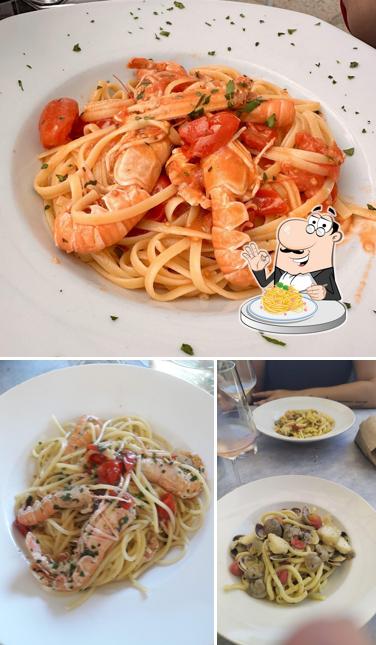 Spaghetti alla carbonara al Acqua & Farina