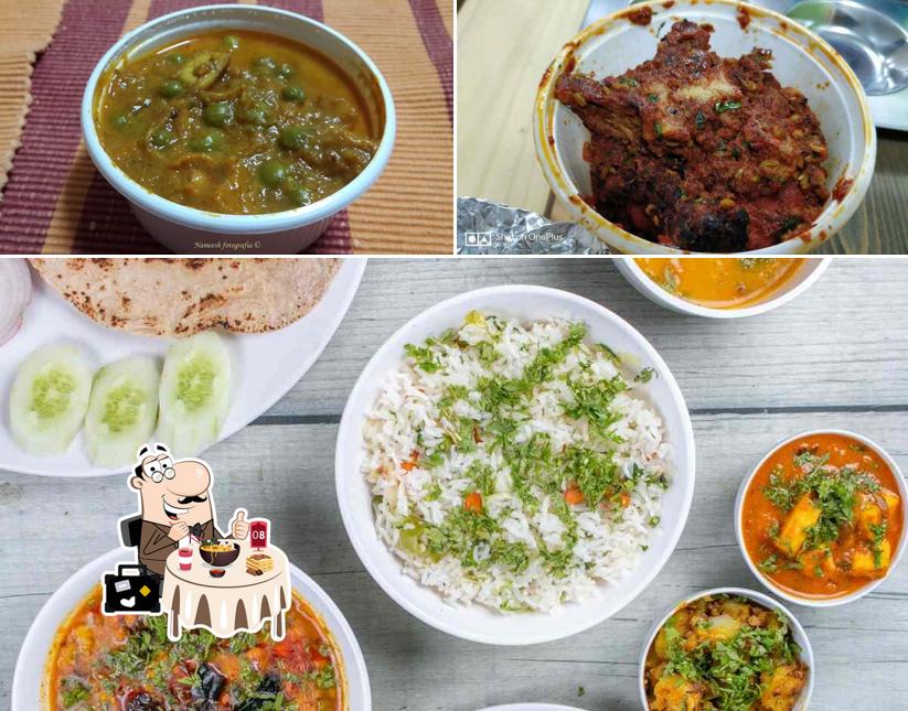 Food at Phulke Ghar Ke