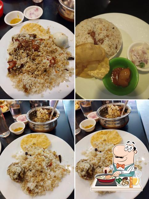 Fried rice at Ceylon Hotel