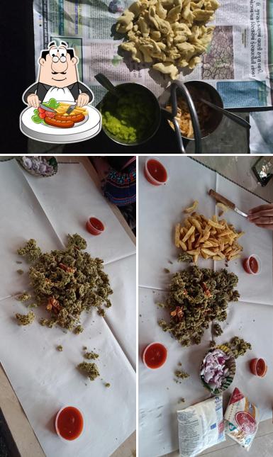 Food at Krishna Lila Kumbhania Bhajiya