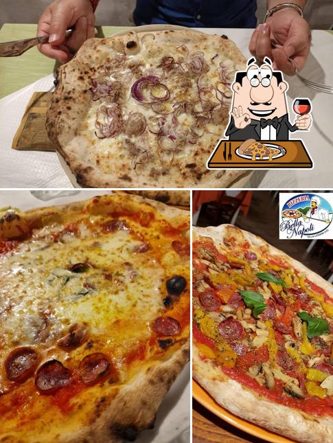 Scegli una pizza a Pizzeria Bella Napoli dal 1989