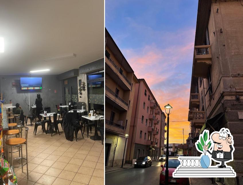Guarda gli esterni di Bar 21
