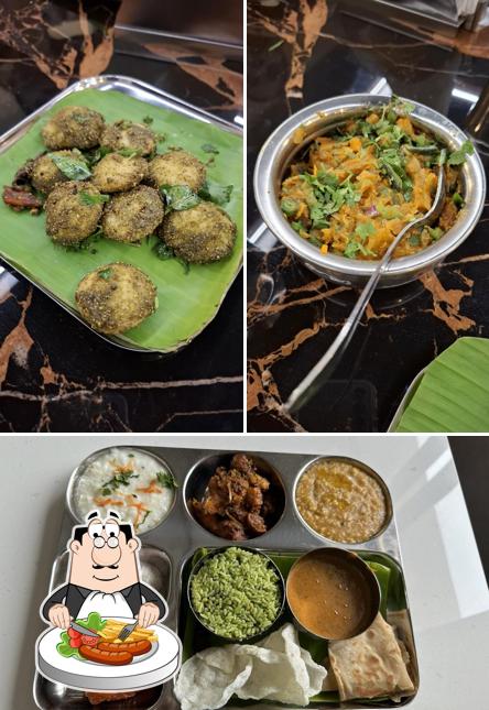 Food at Benne Bhavan - Divine Veg Restaurant