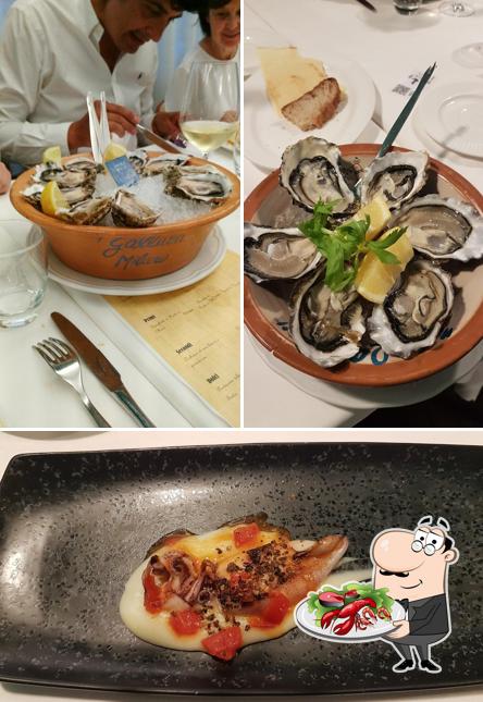 Gli ospiti di Gallura possono avere diversi prodotti di cucina di mare
