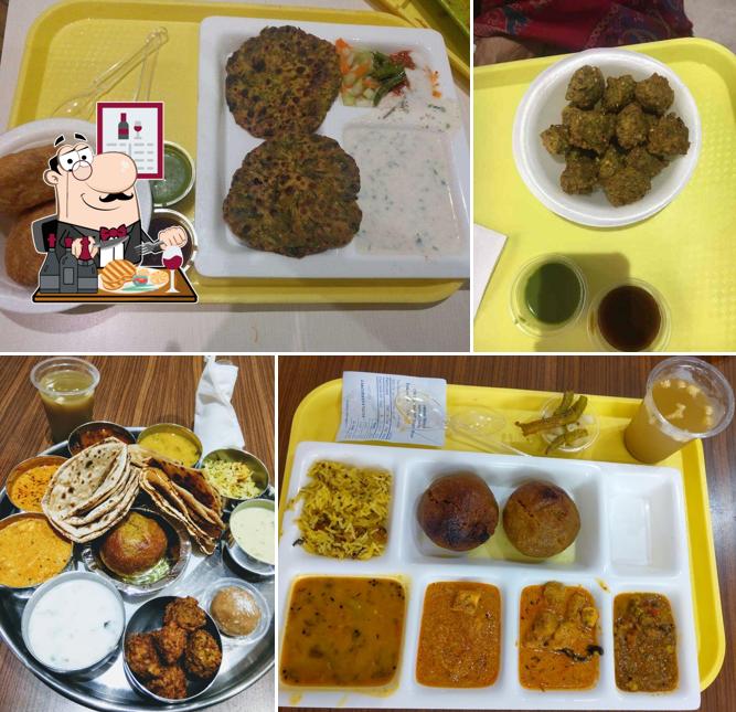 Order meat meals at Jaipur Street