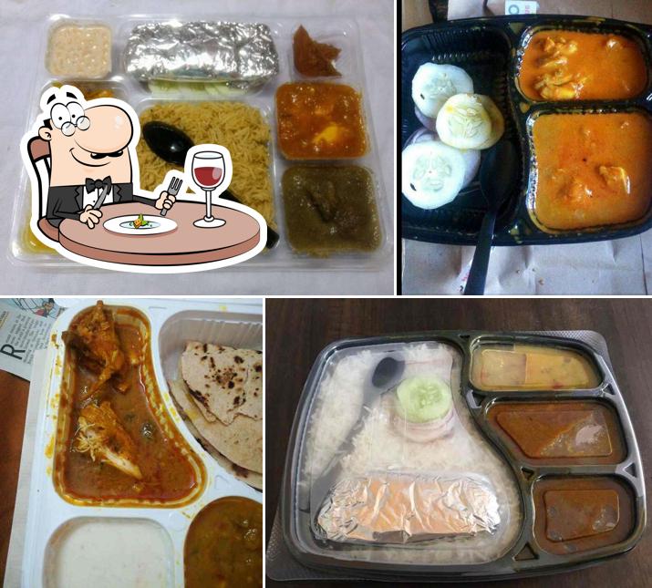 Meals at Maa Bhook Lagi