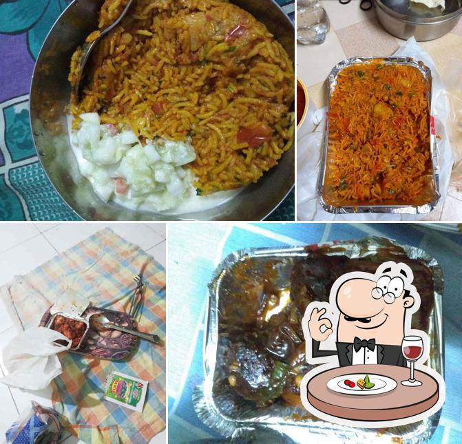 Food at RAJU PAVBHAJI COUNTER
