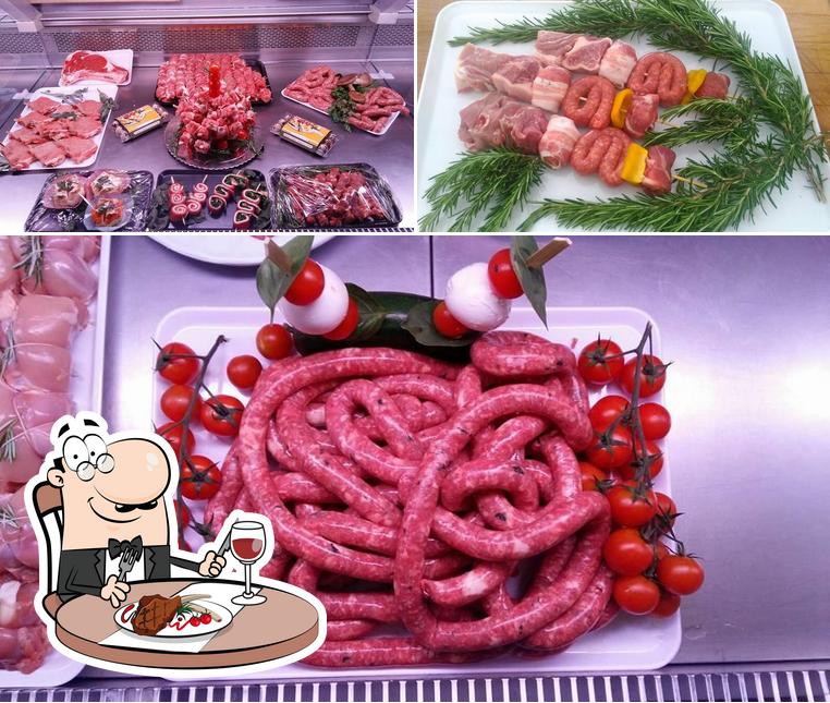 C'è un'ampia selezione di piatti per gli amanti della carne