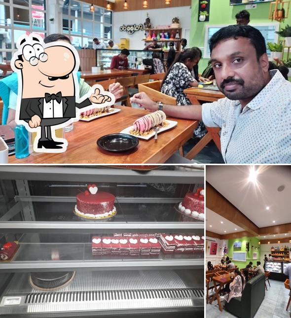 Take a seat at one of the tables at Palooda Kuttiady