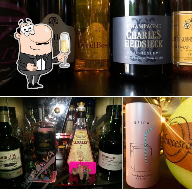 Scegli una bevanda alcolica dal menu