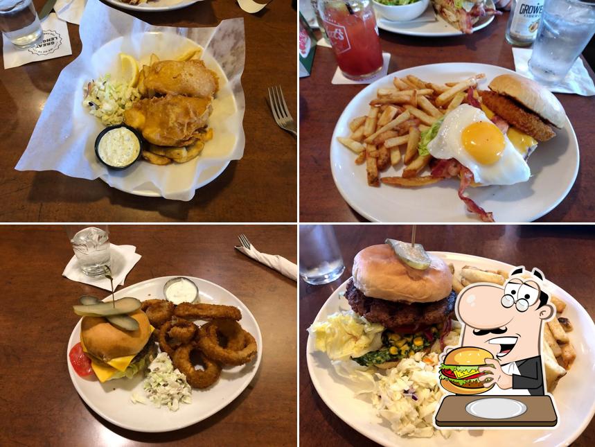 White Spot Saanich (Quadra)