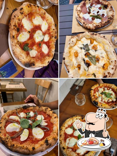 Prova una pizza a Lombardi a Santa Chiara