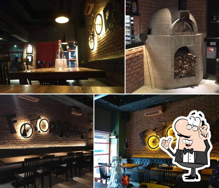 Check out how The Greedyman Pizzeria looks inside
