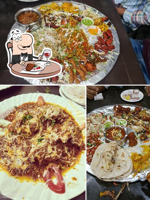 Try out meat meals at Aapno Jodhpur Veg-Non Veg Family Restaurant