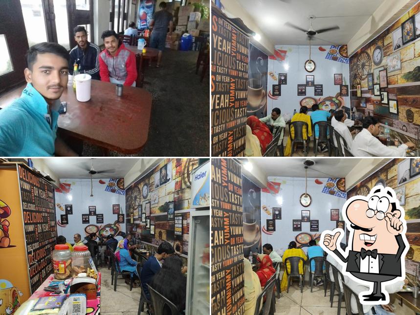 The interior of Chamoli Food Court
