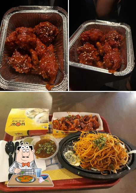 Chicken wings at Wow momos