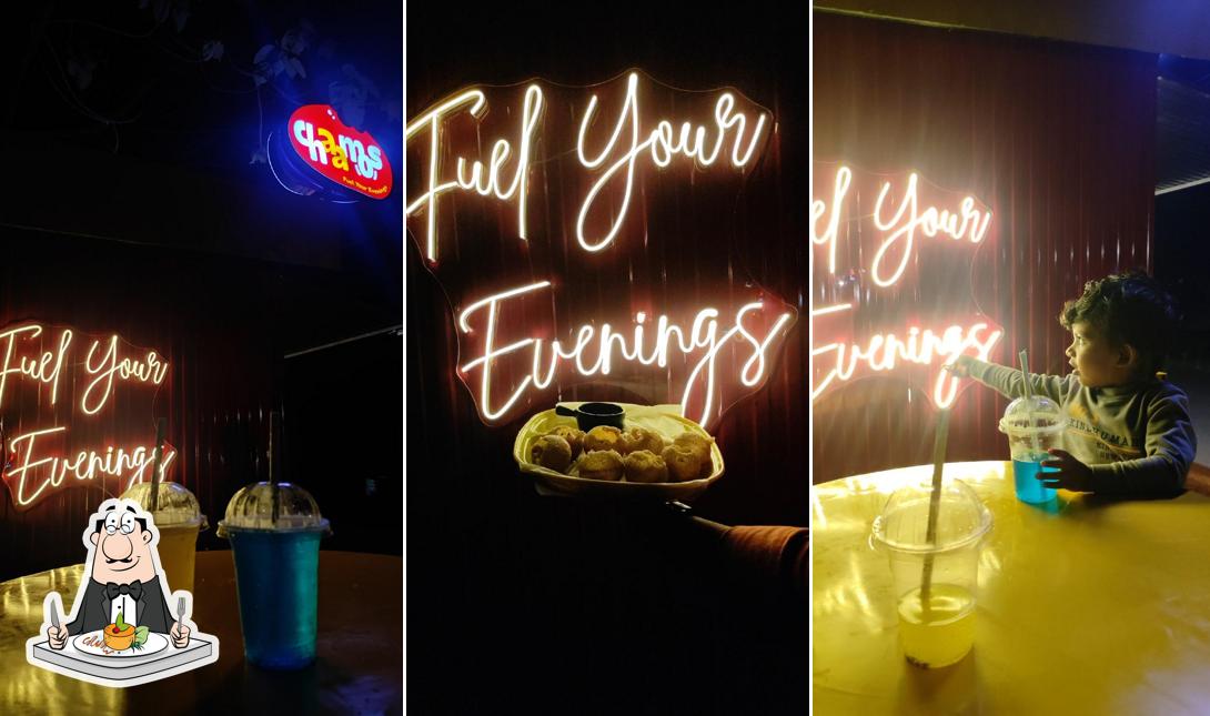 Meals at Chaamos - Momos Chaats Chinese Juice Burger Tea