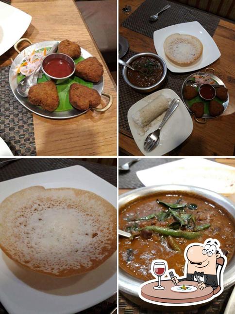 Meals at Ente Keralam - Anna Nagar