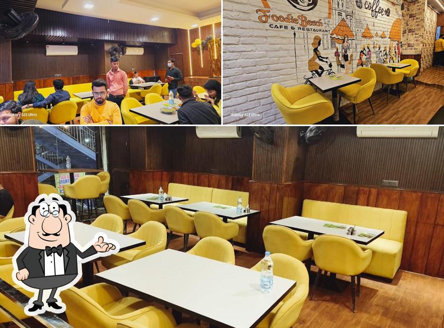 The interior of Foodie Beach Restaurant & Cafe