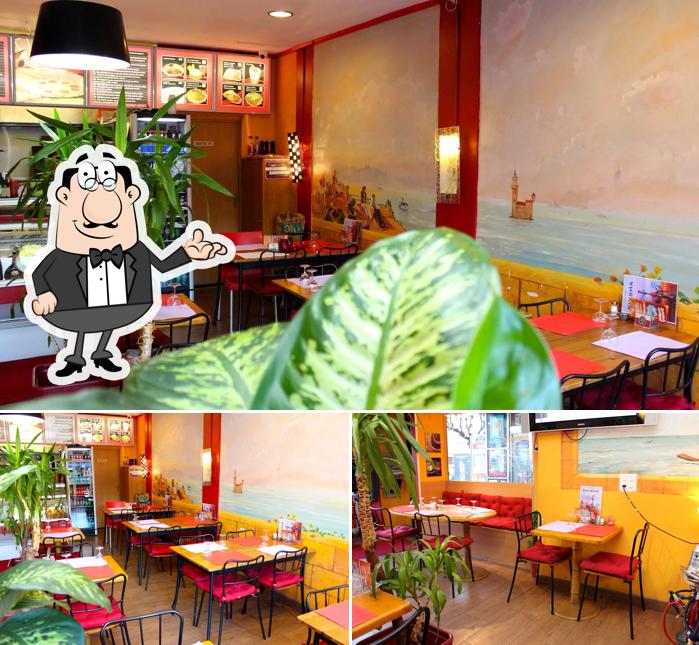 Dai un'occhiata agli interni di Pizza délice Kebab