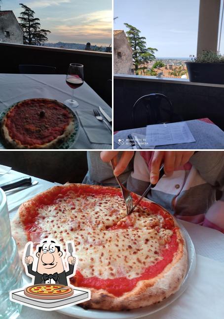Prenditi una pizza a Pizzeria Da Gigi ALLA BELLA VEDUTA