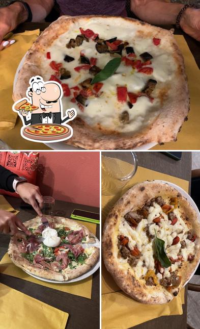 Scegli tra le molte varianti di pizza