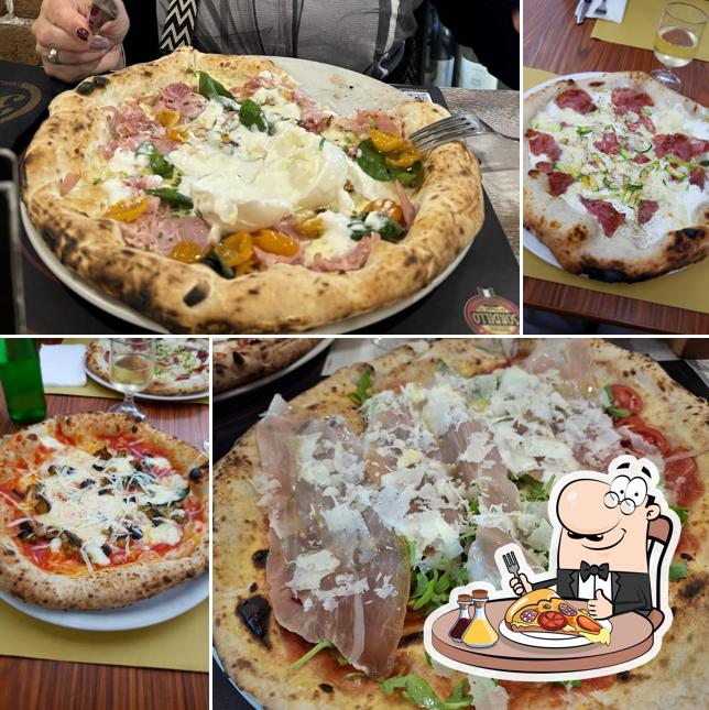 Ordina tra le molte varianti di pizza
