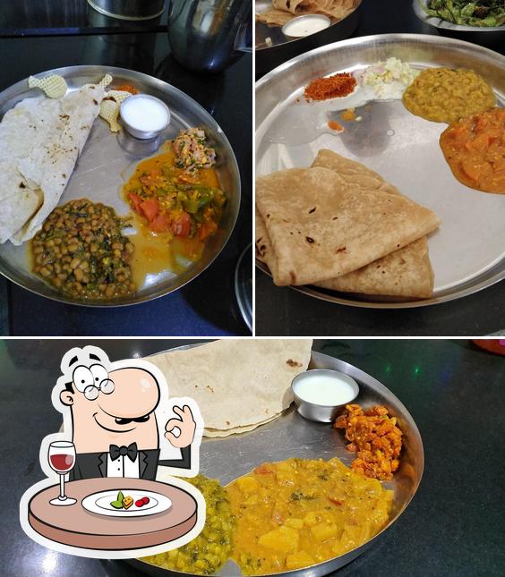 Food at Basaveshwara Khanavali