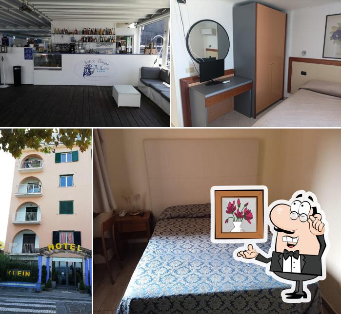 Siediti a un tavolo di Hotel Klein Wien