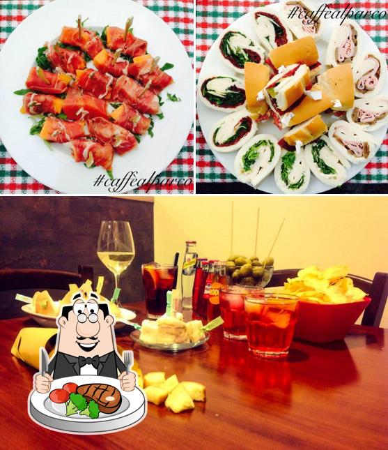 Prenditi i un pasto a base di carne a Caffè al Parco