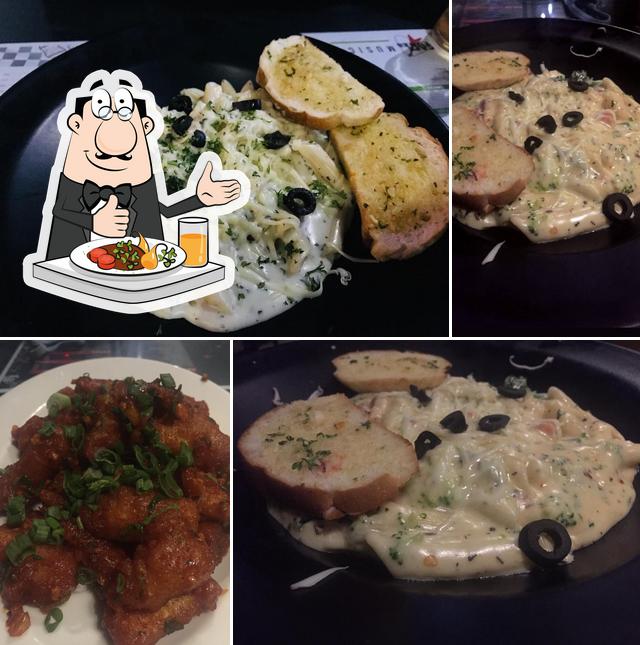 Cafe Tunes Music • Sports • Bar