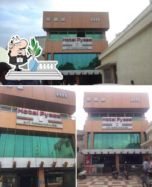 The exterior of Hotel Pyasa