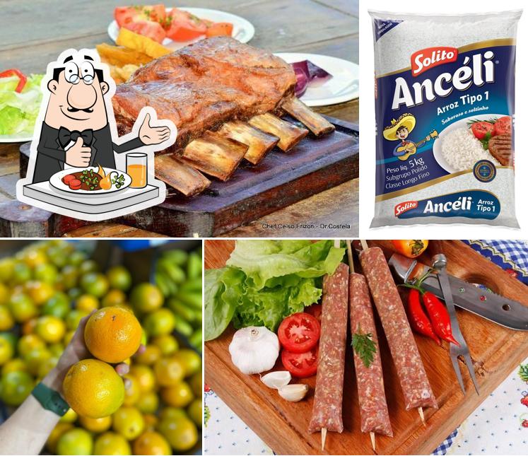 Platos en Supermercado Econômico - Gás e Água