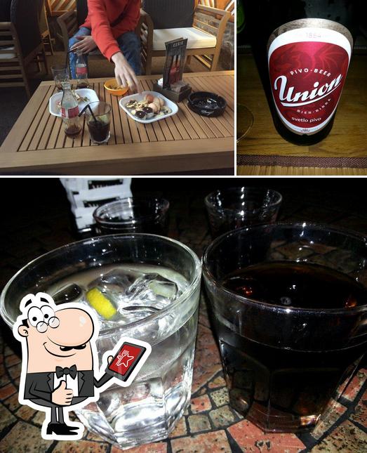 Bar/restavracija in pizzerija Megas Aleksandros