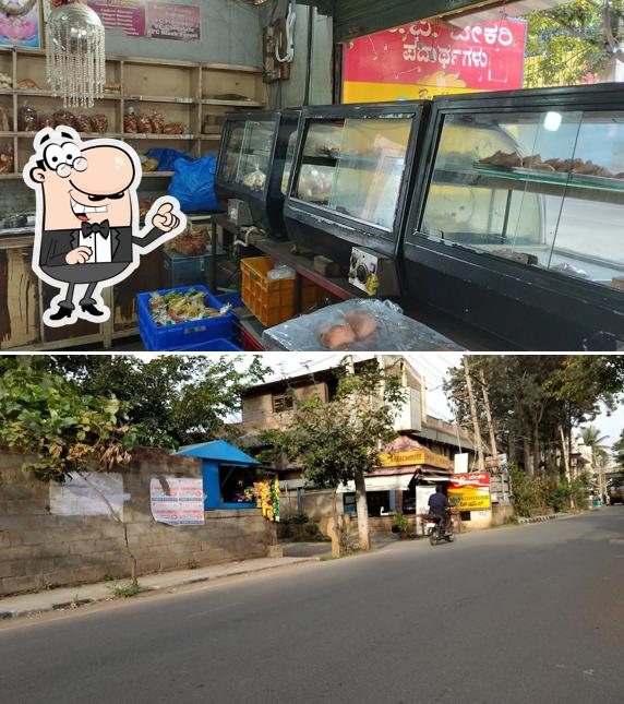 Check out how VB small bakery looks outside