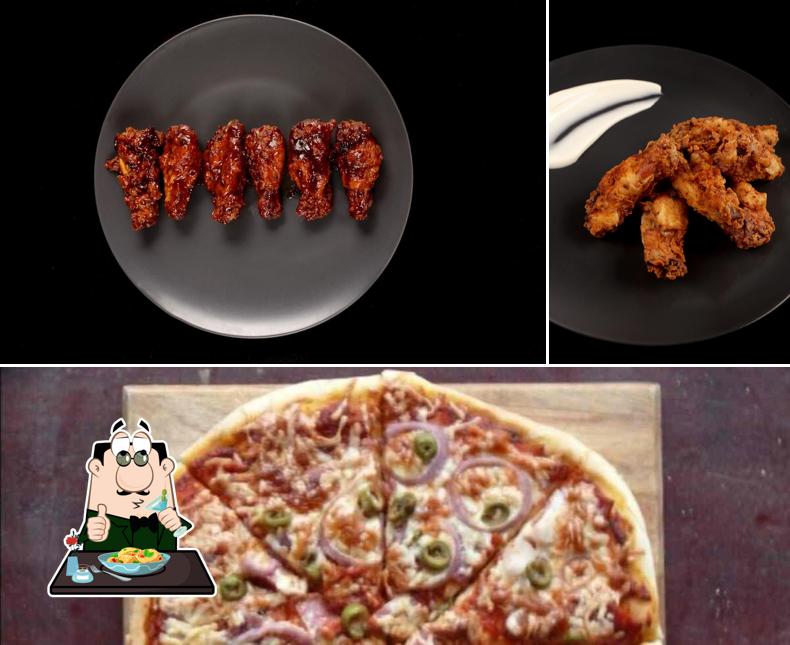 Food at No Mad Baker - The Pizzeria, Vastrapur