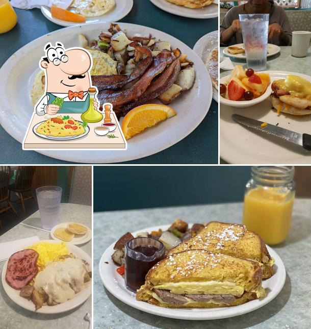 Kamila's Breakfast & Lunch, San Diego - Restaurant menu, prices and reviews
