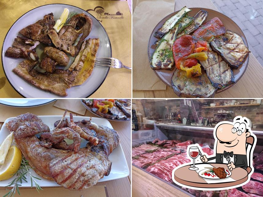 C'è un'ampia selezione di pasti per gli amanti della carne