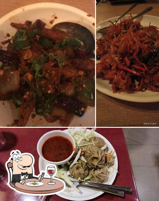 Food at Mojo Chinese Hut( new name of old chinese Hut)