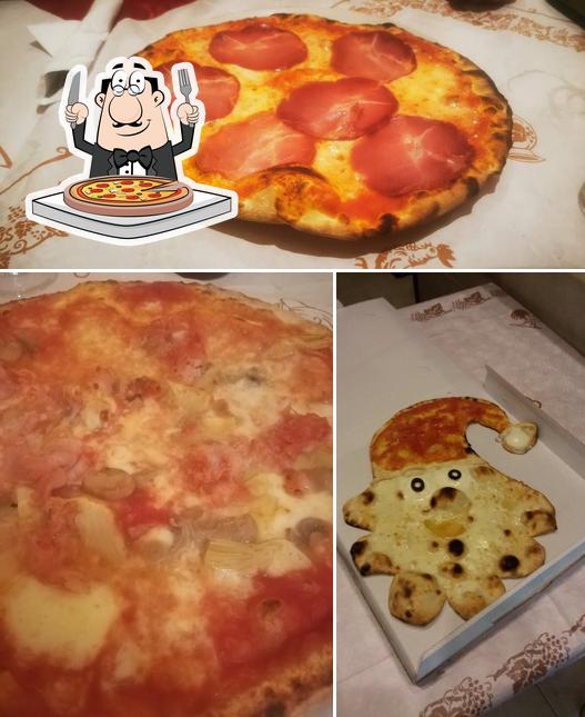 Prova una pizza a Pizzeria Antiche Mura Di Zaccaro Nicola