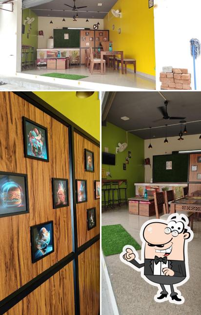 The interior of Foodie's Cafe