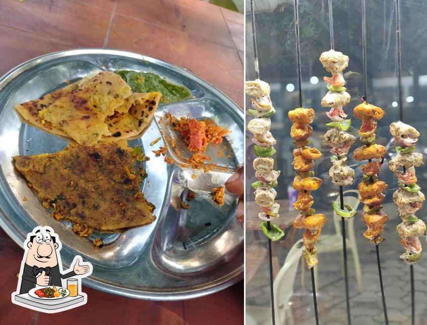 Food at 786 Chiken Biryani Center