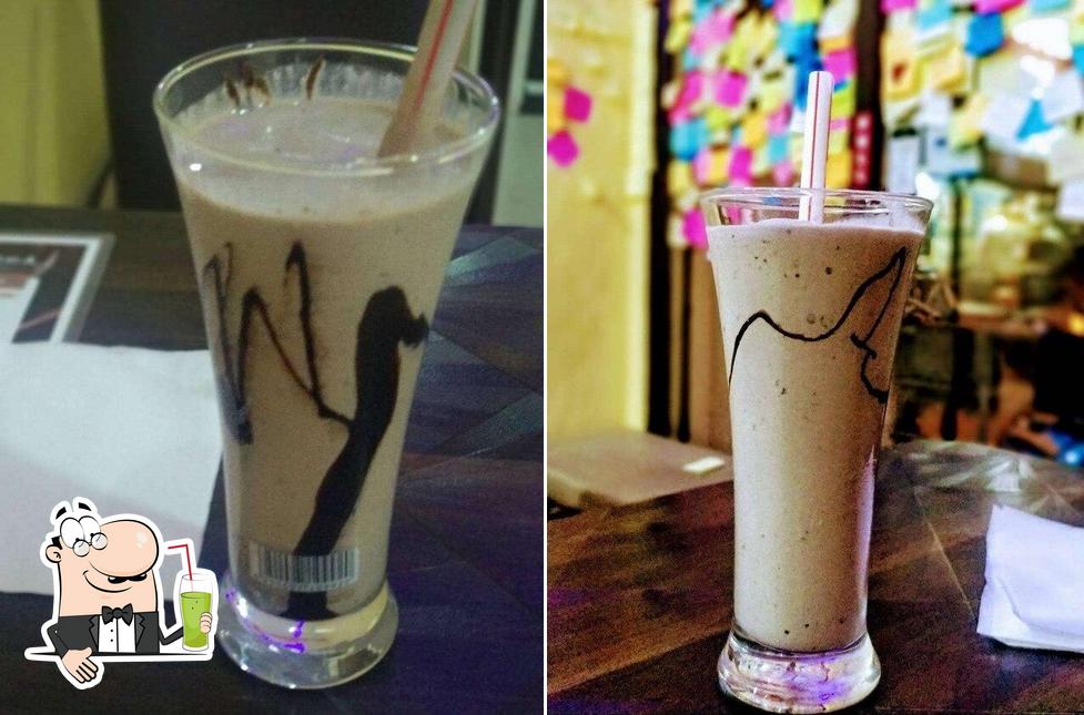 House Of Milkshakes serves a selection of beverages