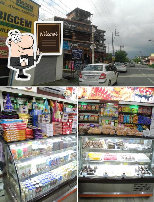 See this picture of Katiyar Bake Shop