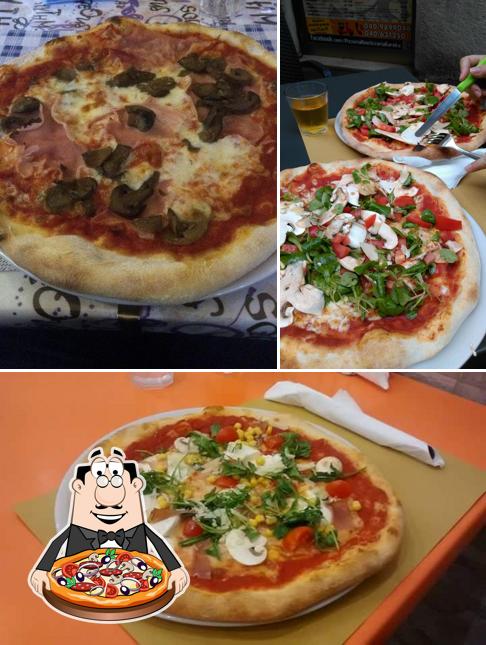 Prenditi una pizza a Pizzeria Rosticceria Eureka Trieste