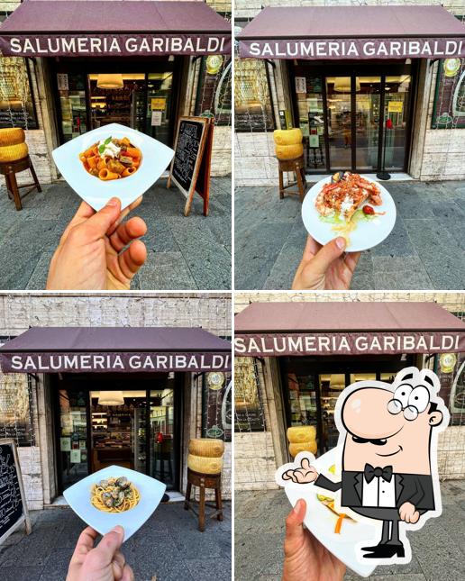 Gli interni di Salumeria Garibaldi