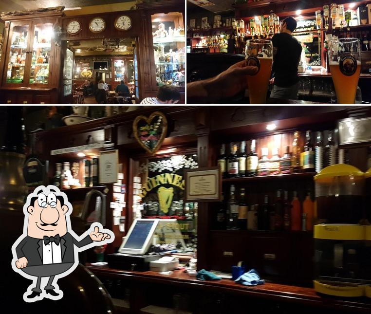 Siediti a un tavolo di Sisten Irish Pub